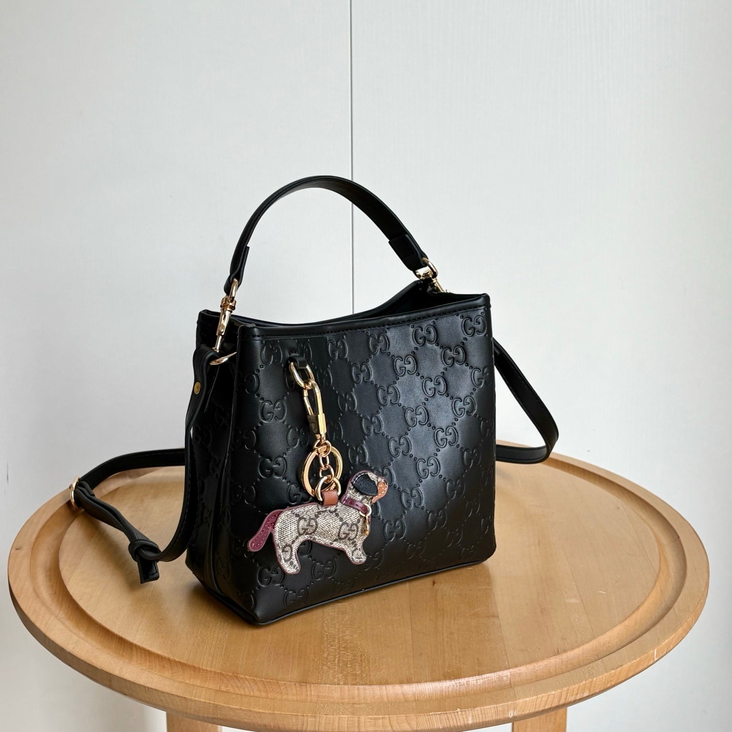 B1P36C54 Popular leather bag