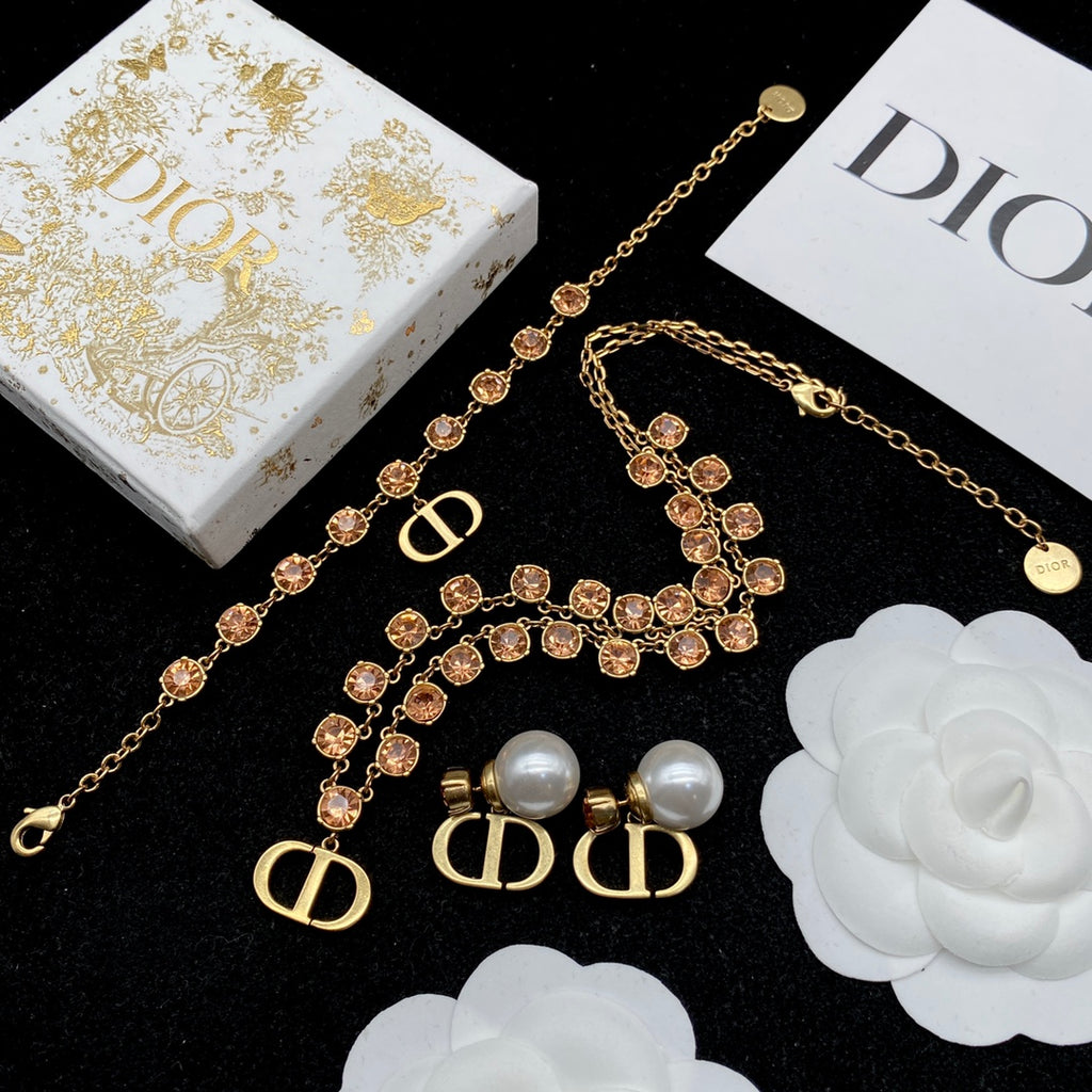 X1R75D15X Popular  Necklaces . Bracelets . Earrings