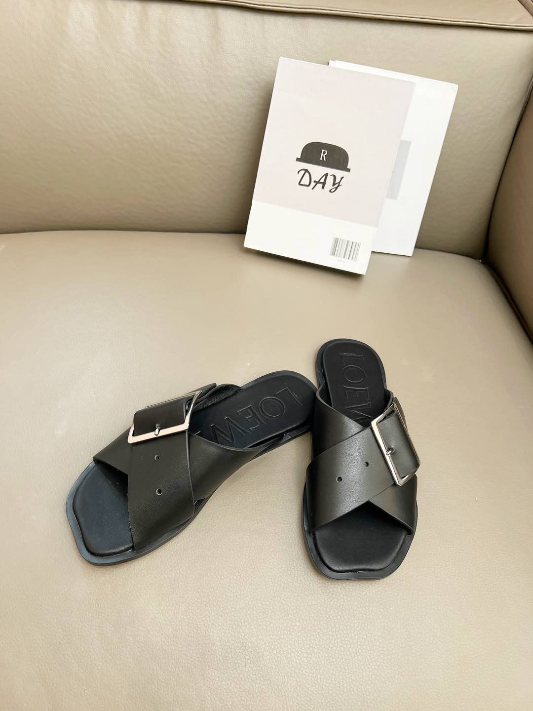 Z2R66A19 Popular high-quality leather shoes