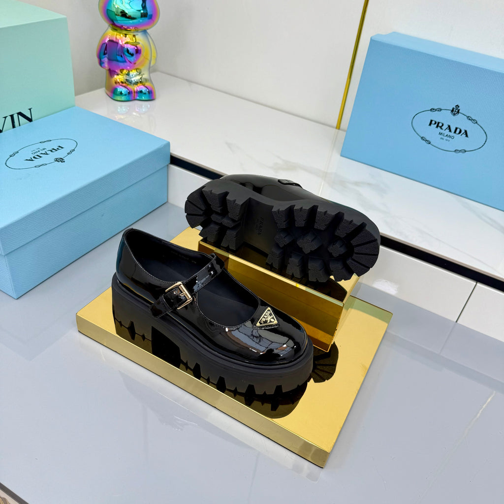 Z2Q105P308 Popular high-quality Shoes