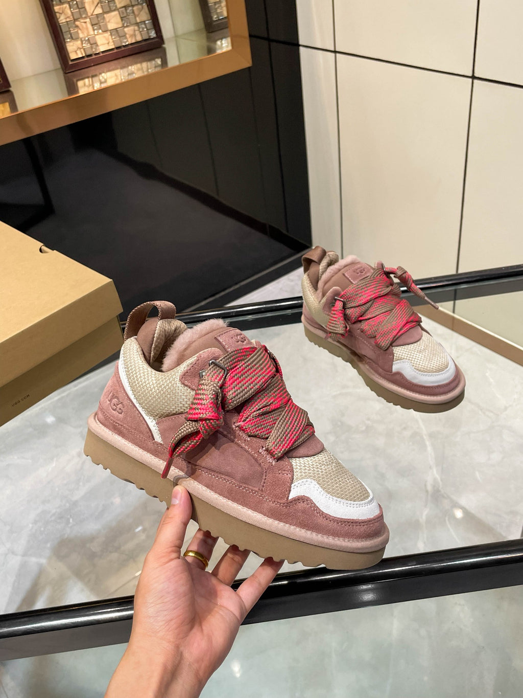 Z2Q105U262 Popular high-quality Shoes