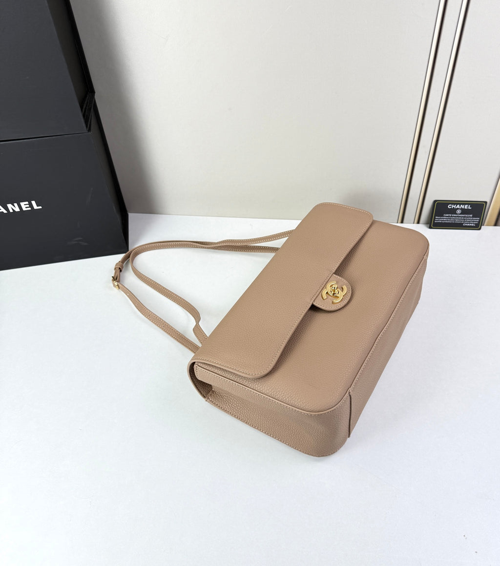 B1R76C35 Popular leather bag