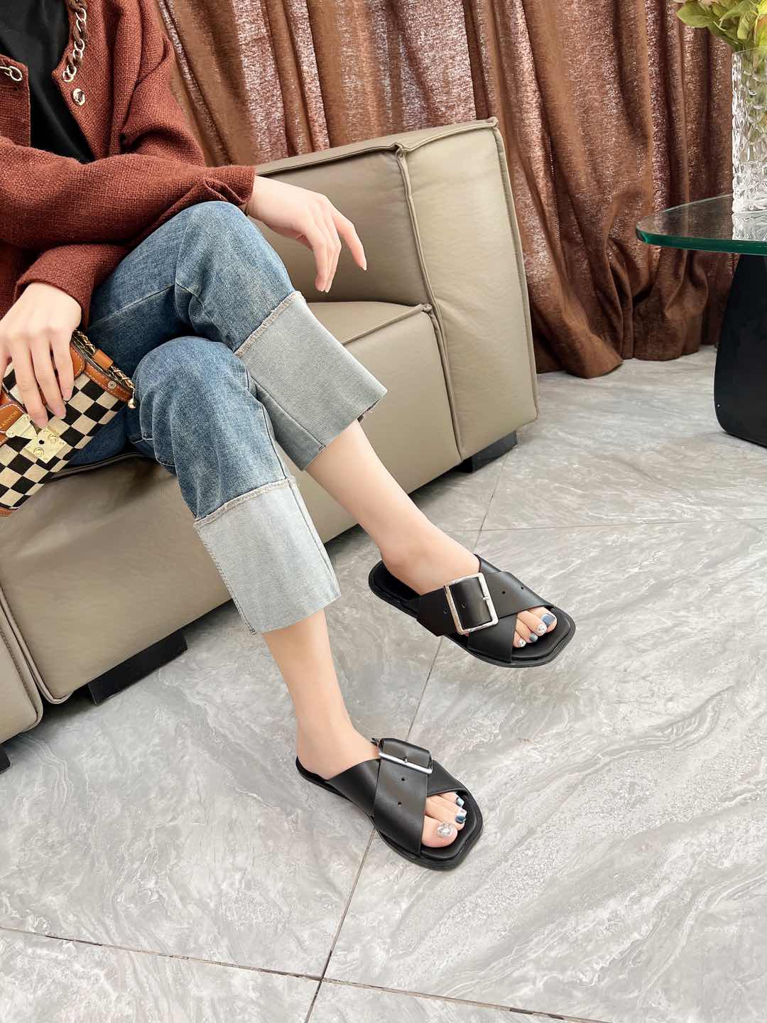 Z2R66A19 Popular high-quality leather shoes
