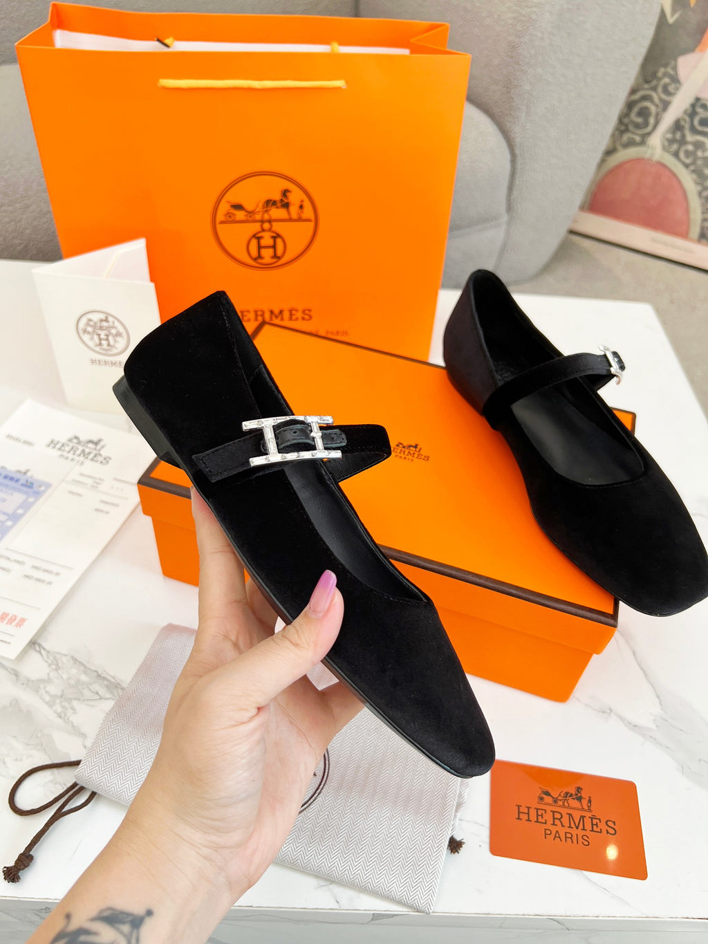 Z2Z85H49  Popular leather Shoes