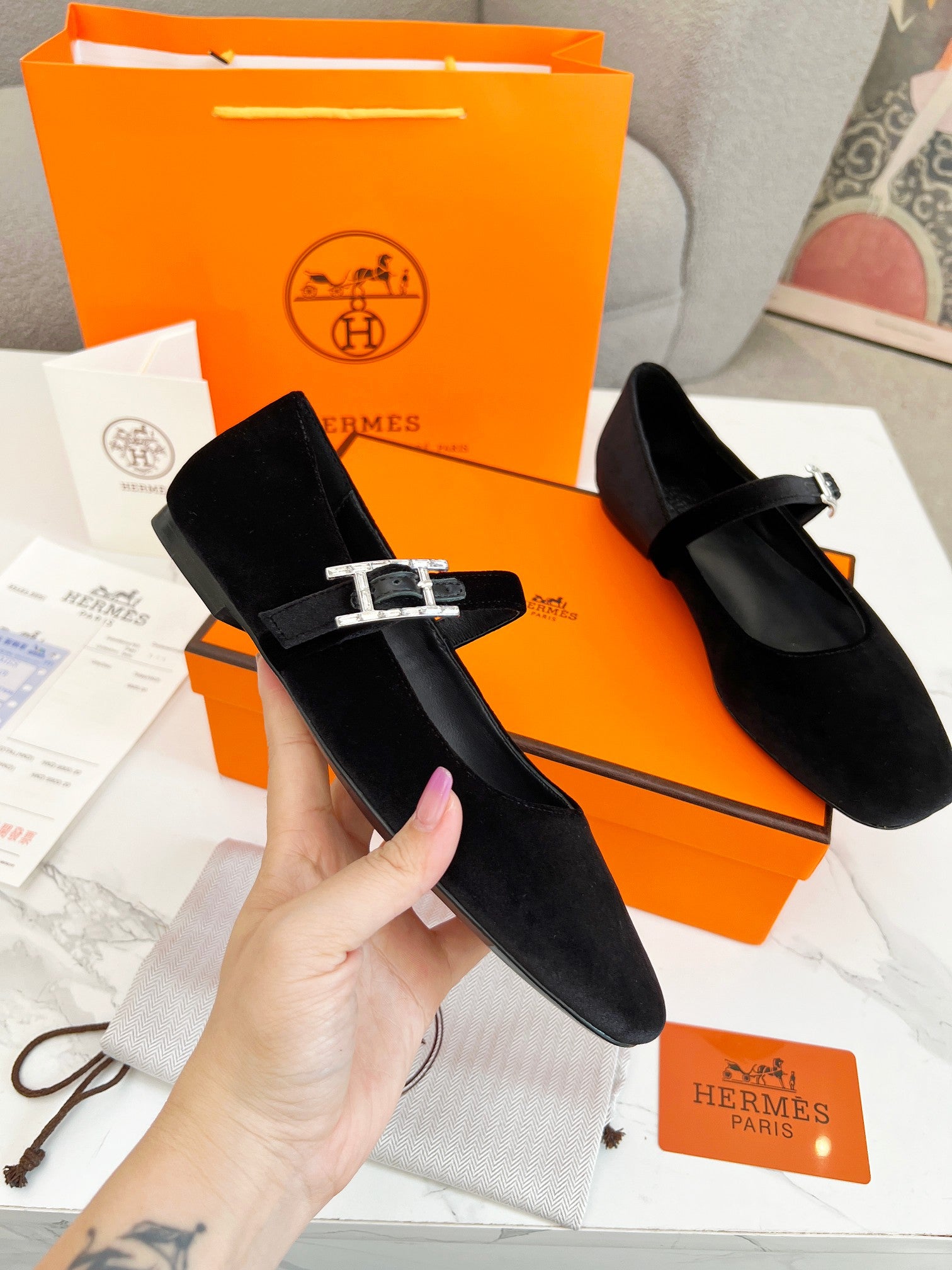 Z2Z85H49  Popular leather Shoes