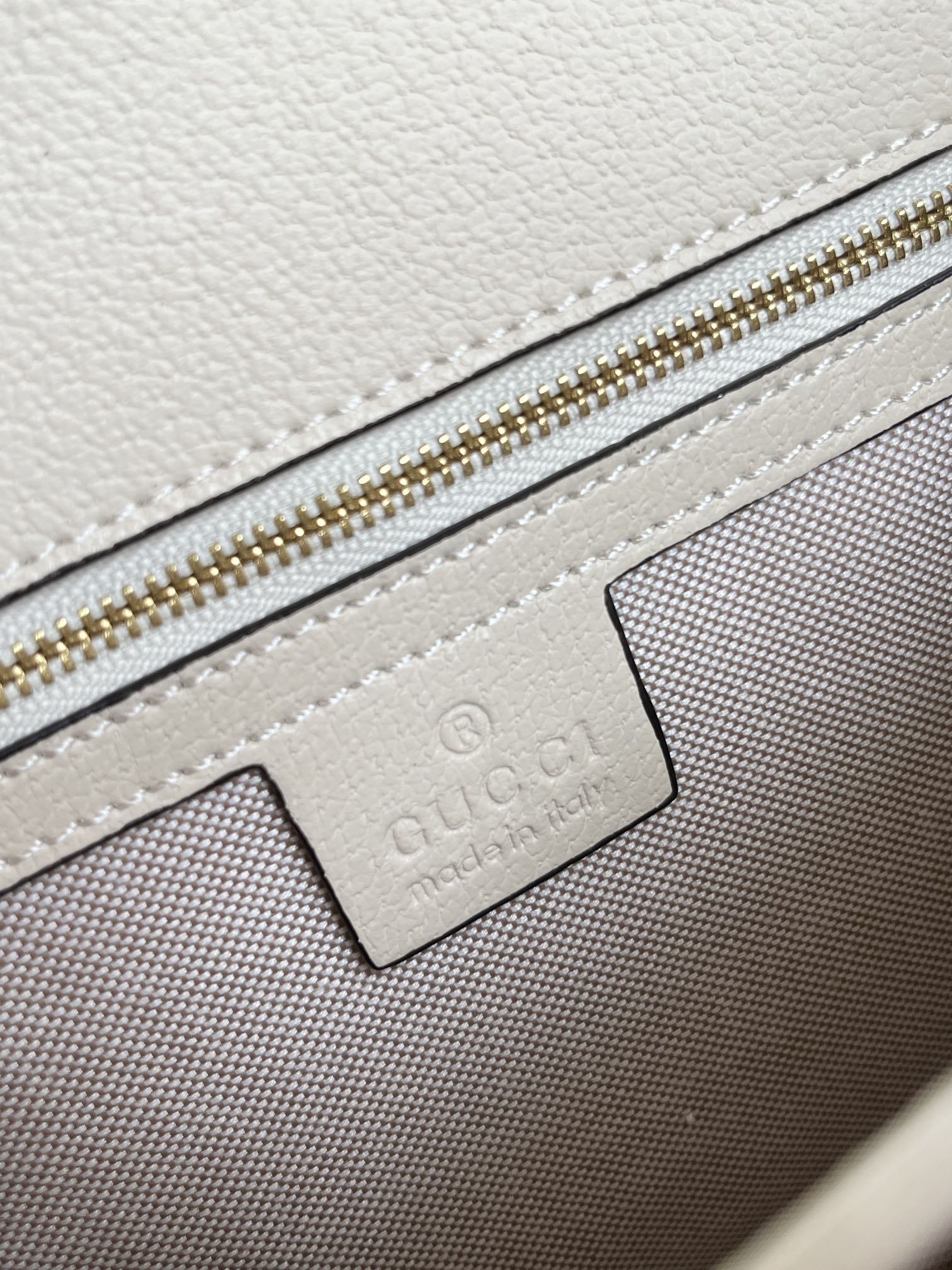 B12X64B467 Popular   leather bag
