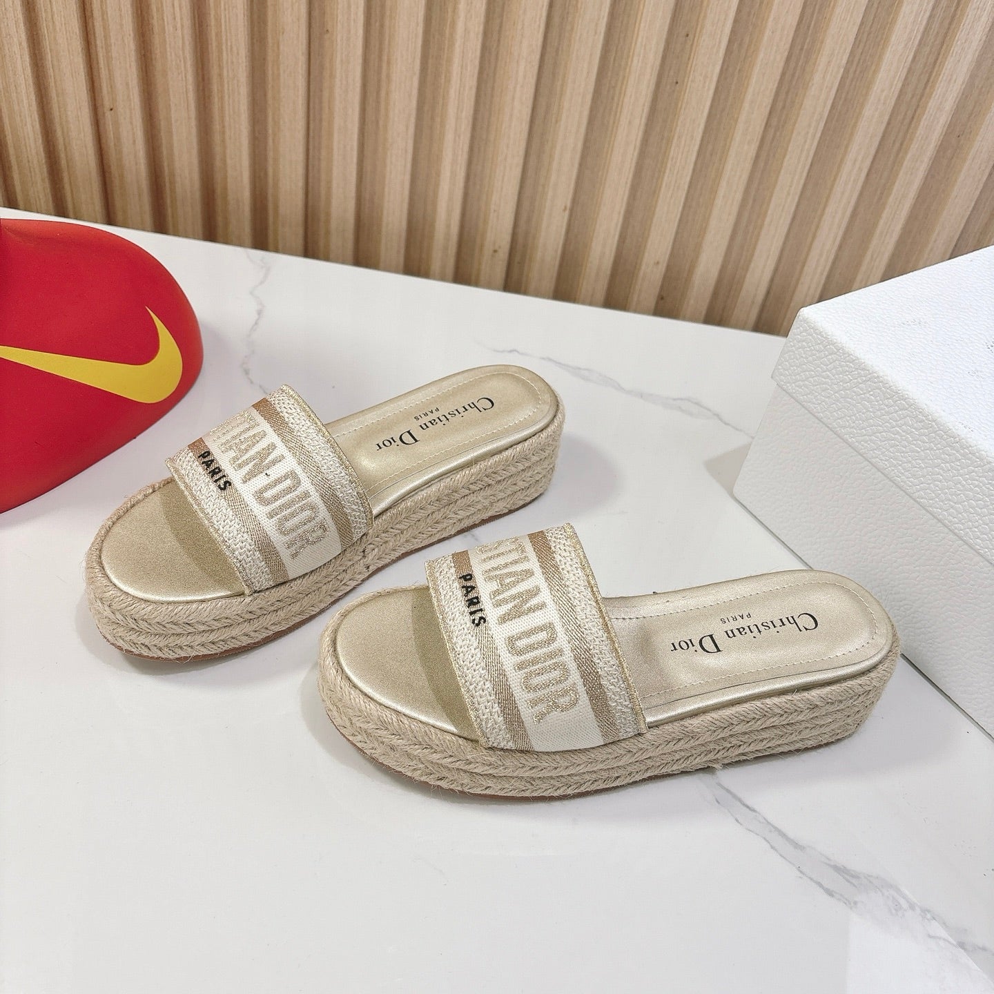 Z2Z85D22  Popular leather Shoes