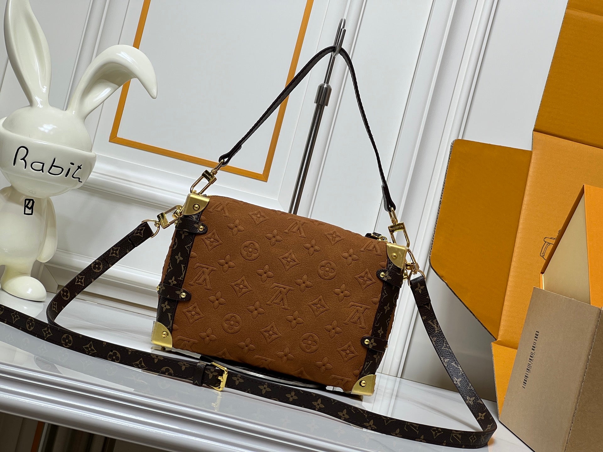 B1R115E157 Popular bag