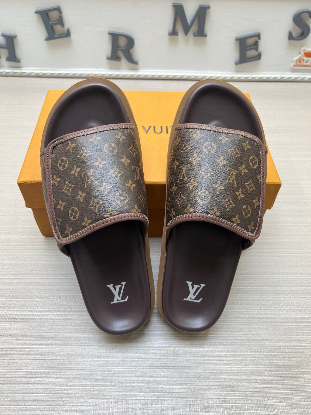 Z5WE246 Popular Slippers