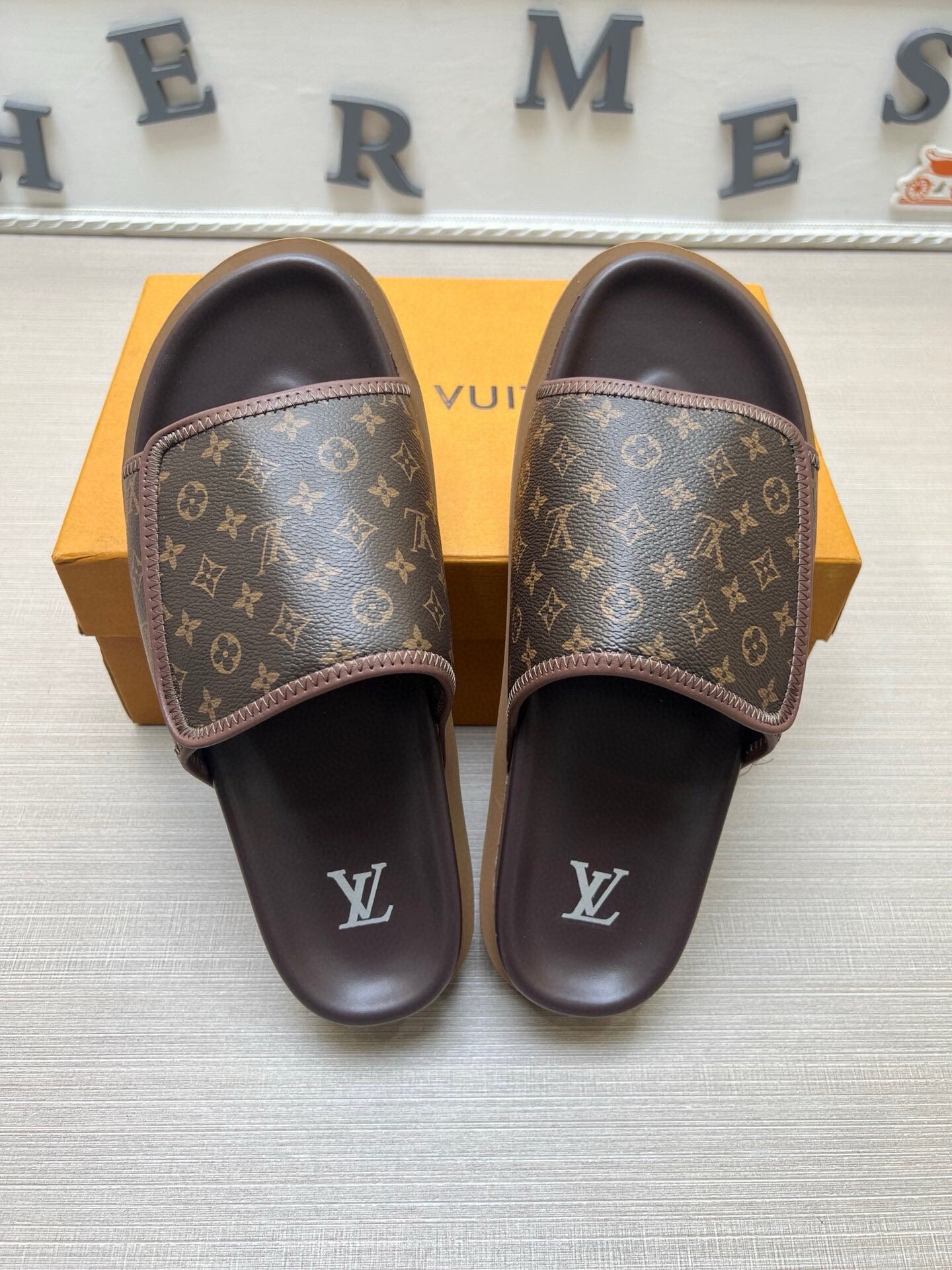 Z5WE246 Popular Slippers
