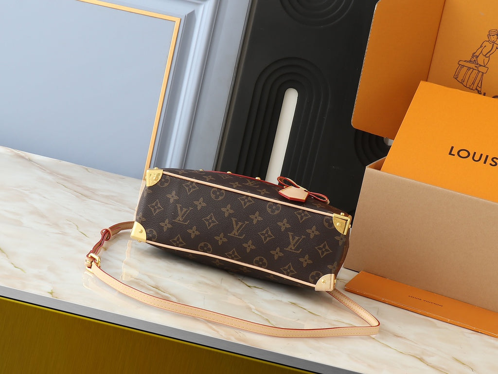 B12W15E4 Popular leather bag