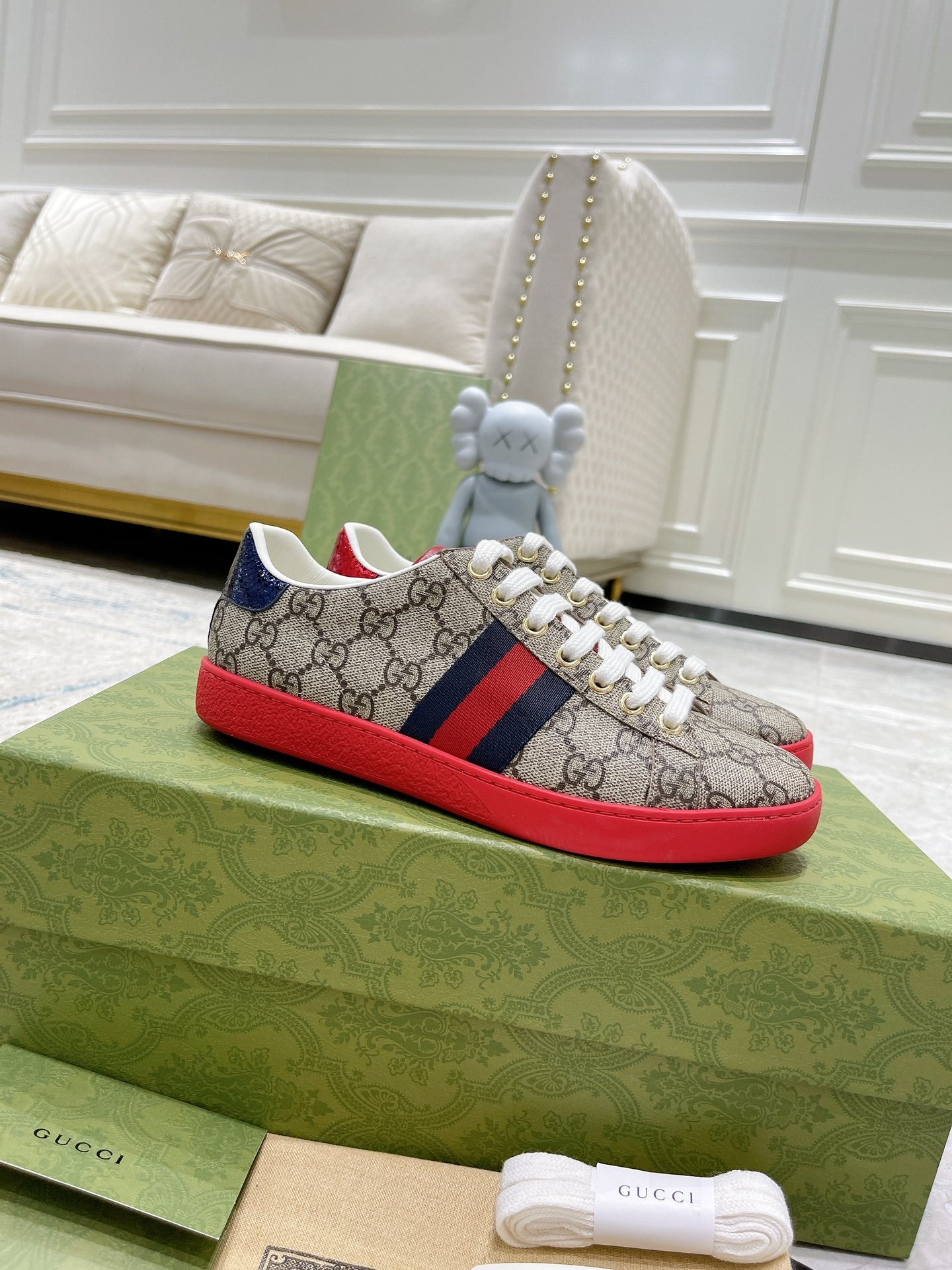 Z2Q105B202 Popular high-quality Shoes