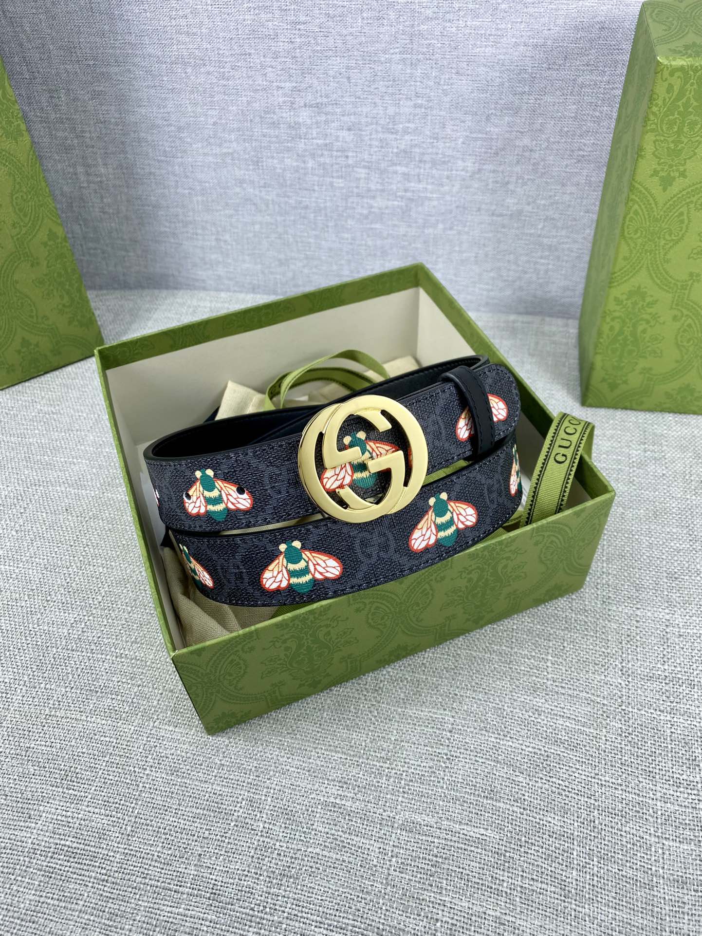 P1Q115B51 Popular High quality belt With full package