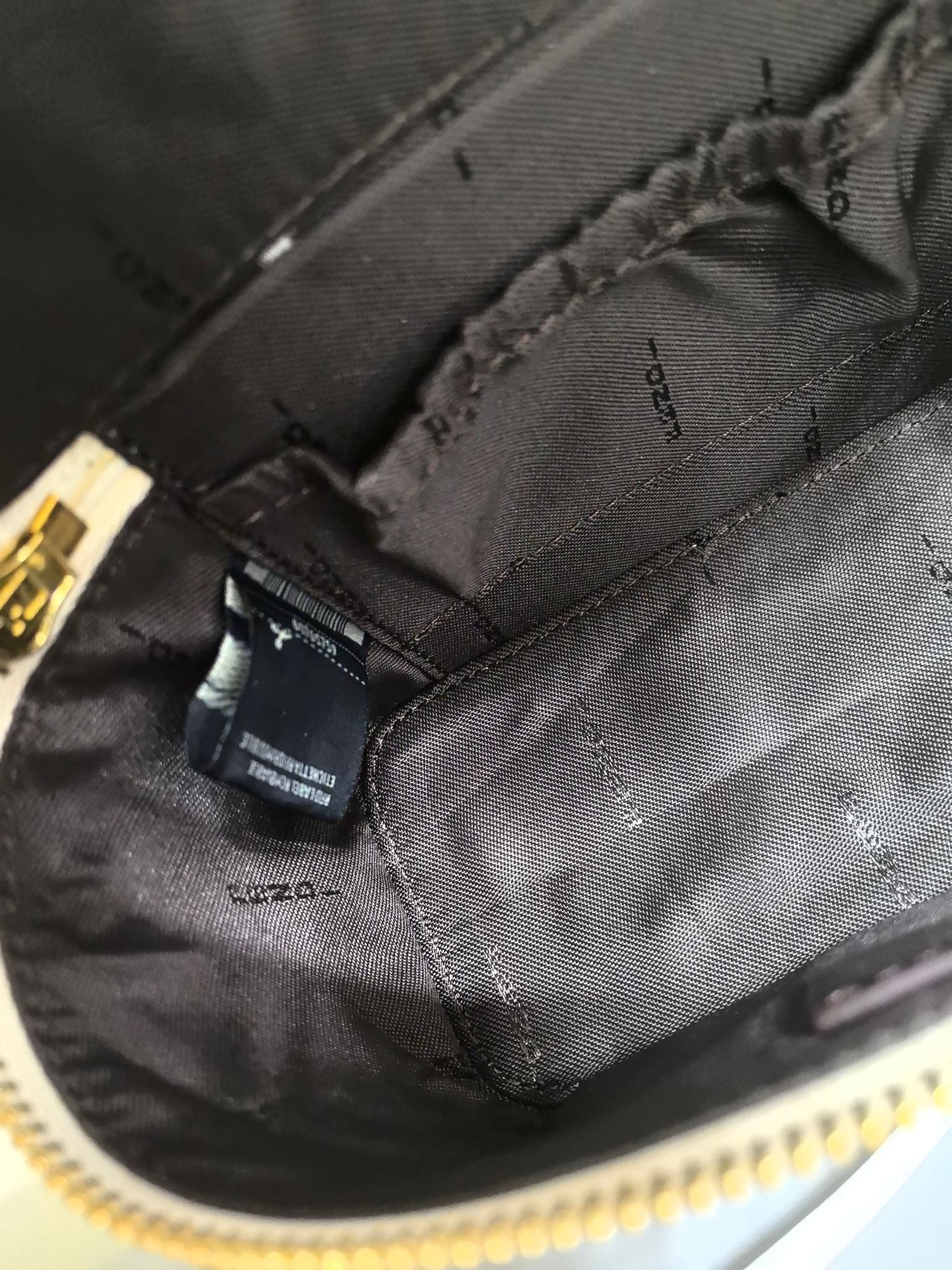 B1R15F59  Popular  bag