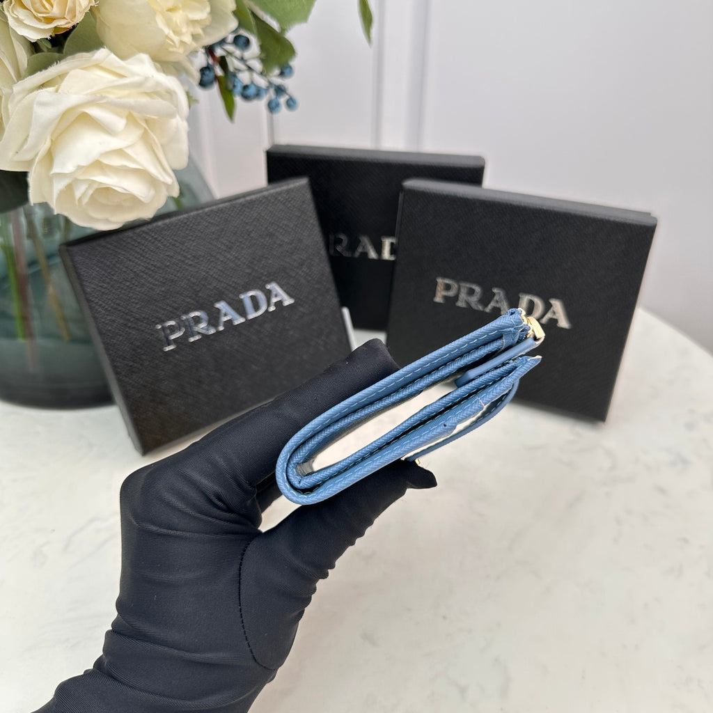 B1P36P1 Popular card holder