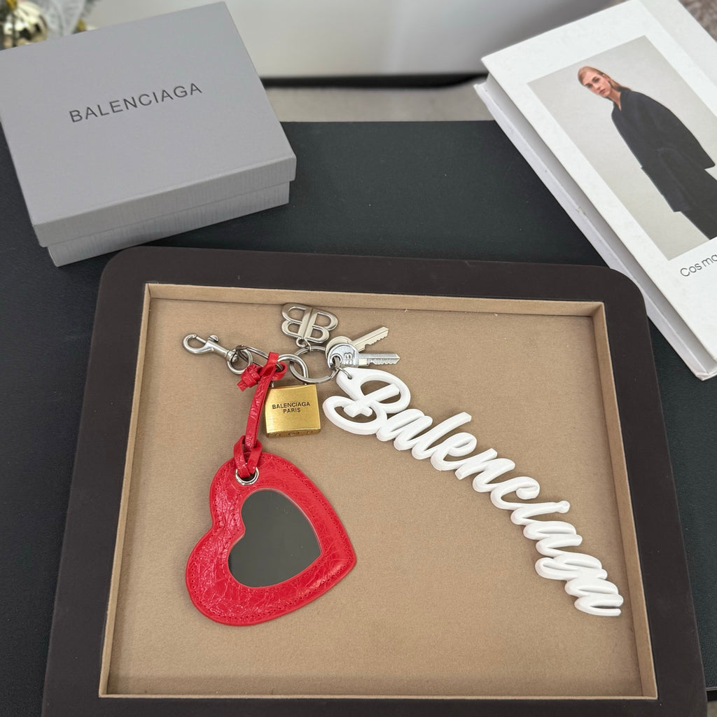 A1R46J42 Popular bag 's charms accessories