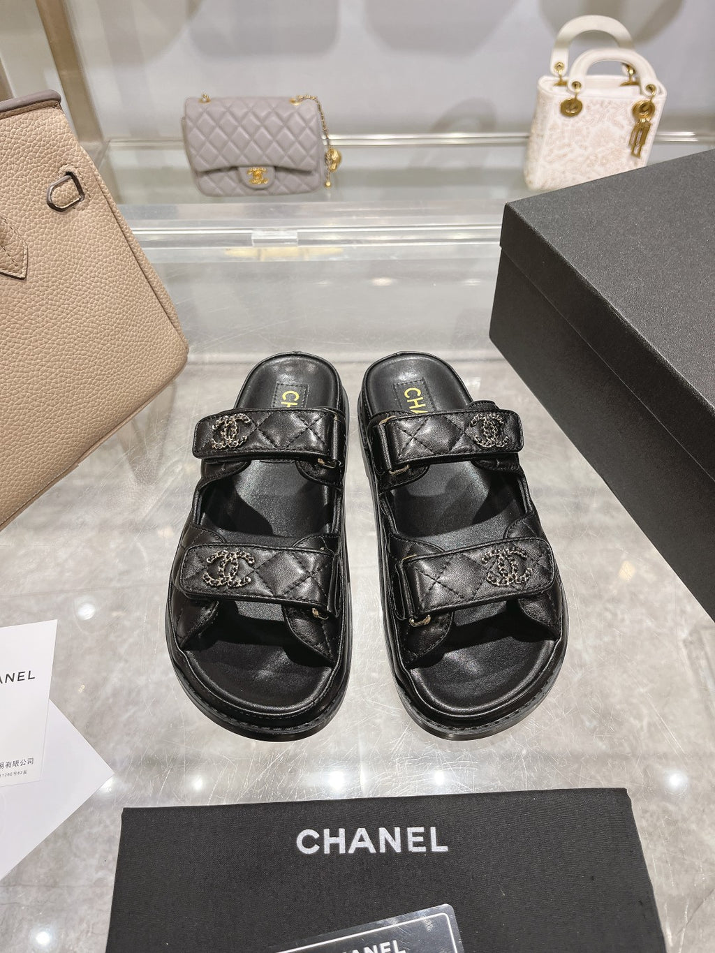Z2R45C7  Popular leather shoes