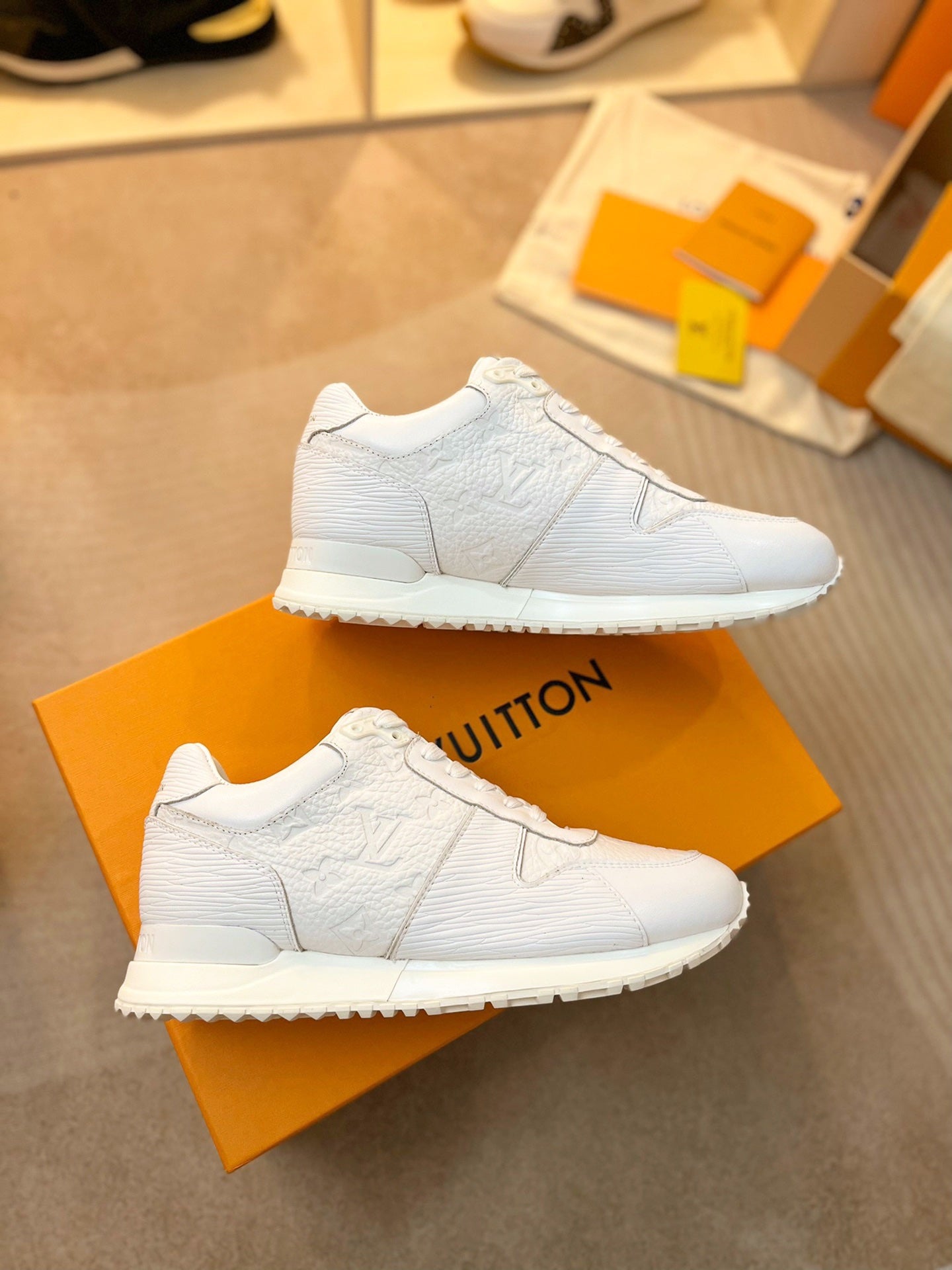 Z2Q95E101 Popular high-quality  shoes