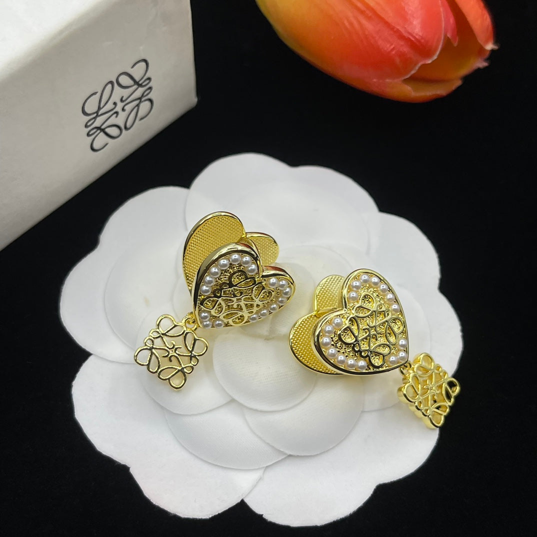X1Z94A1002E Popular Earrings