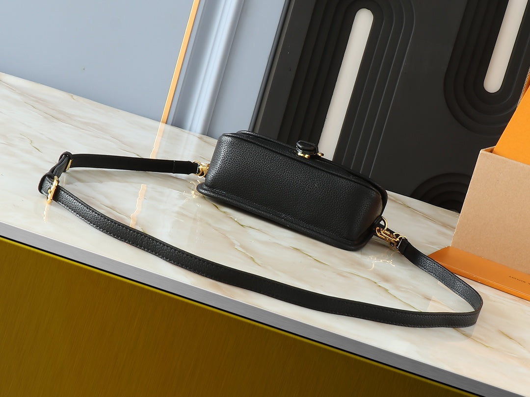 B1X45E3 Popular   leather bag
