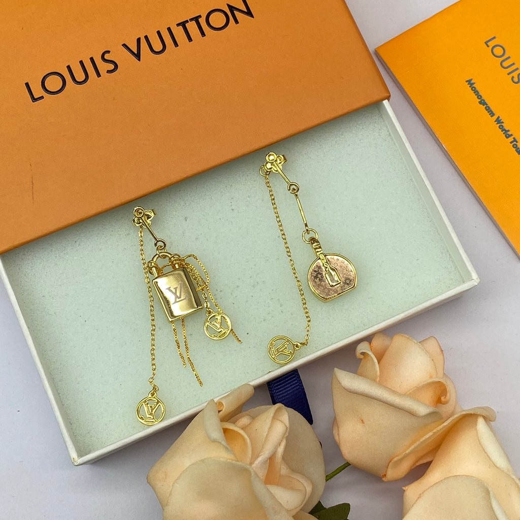 X1Z95E77E Popular Earrings