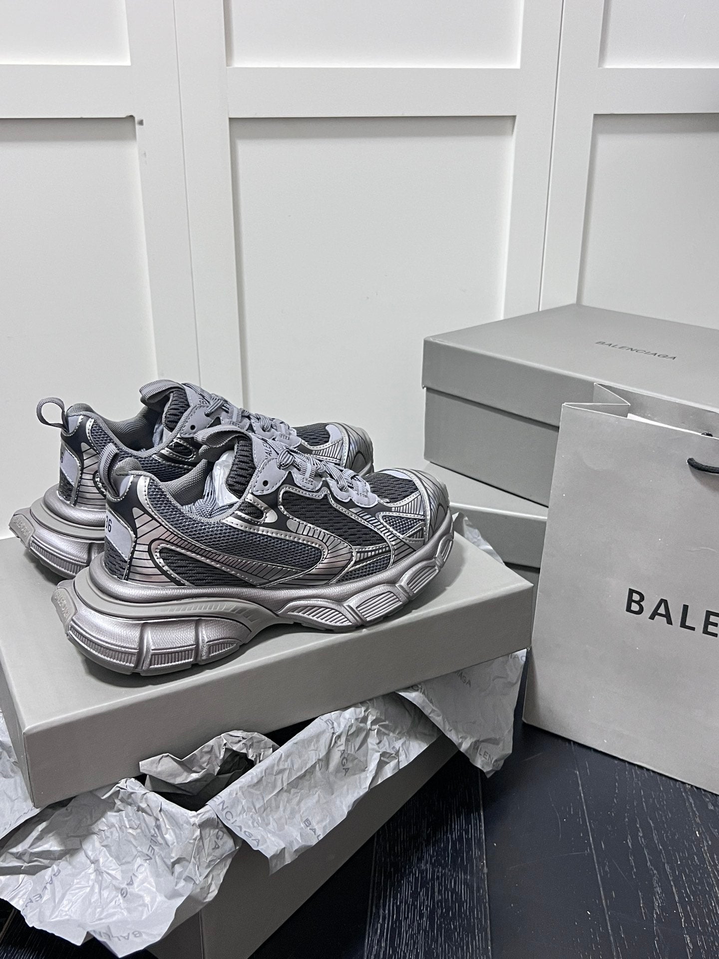 Z1Z54J116 Popular Casual shoes