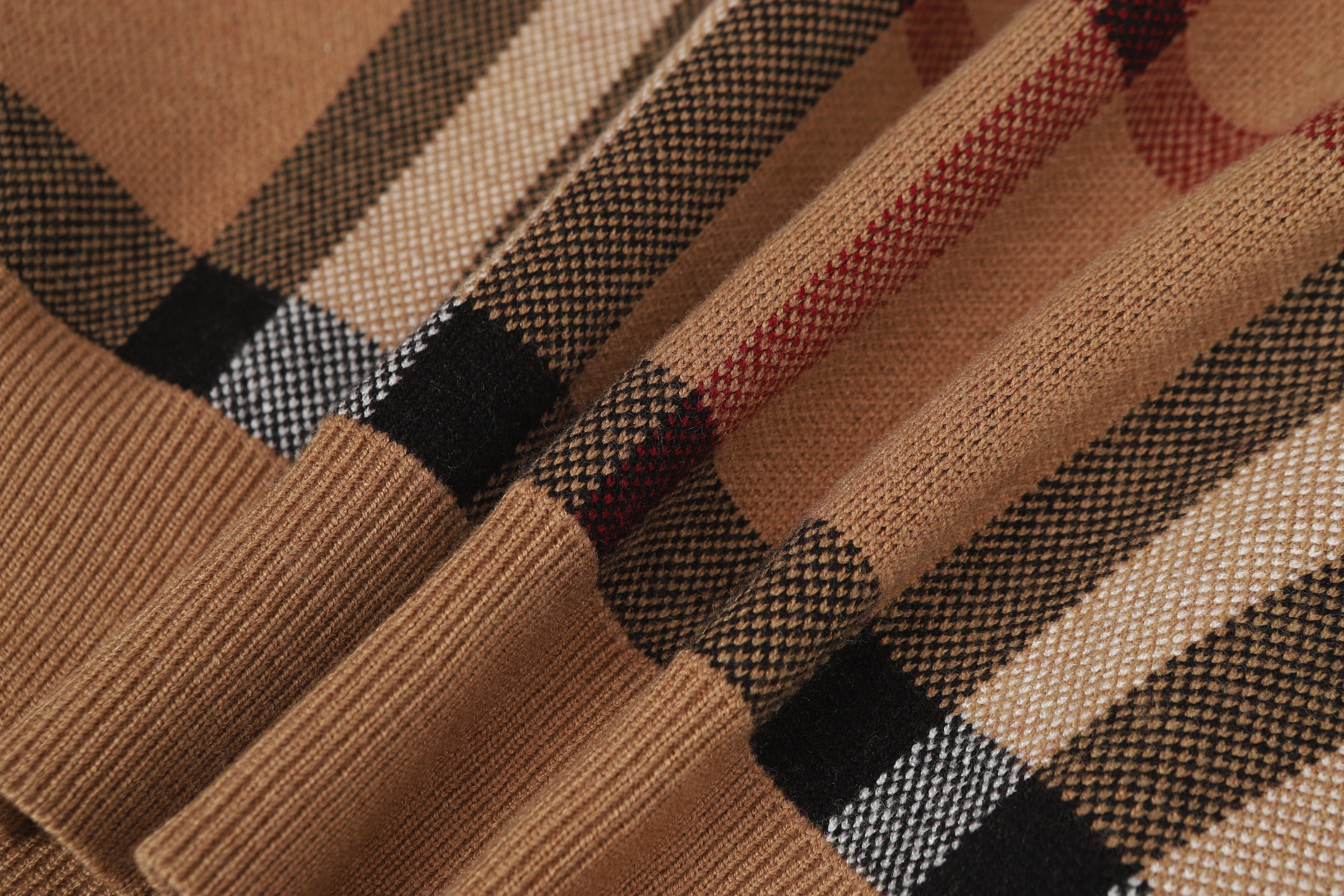 U1Z05R401 Popular Sweaters