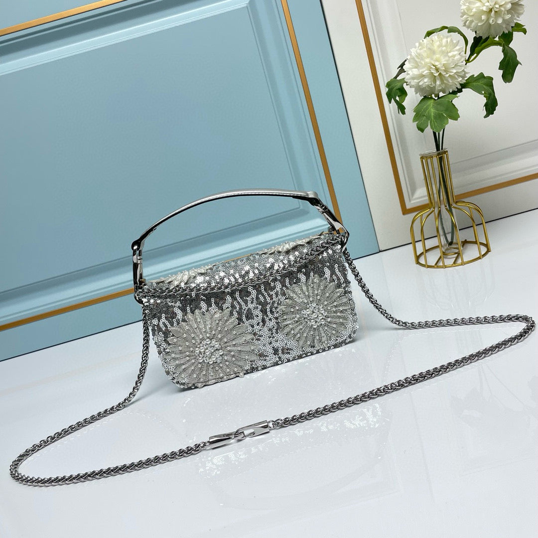 B1N36VL7 Popular leather bag