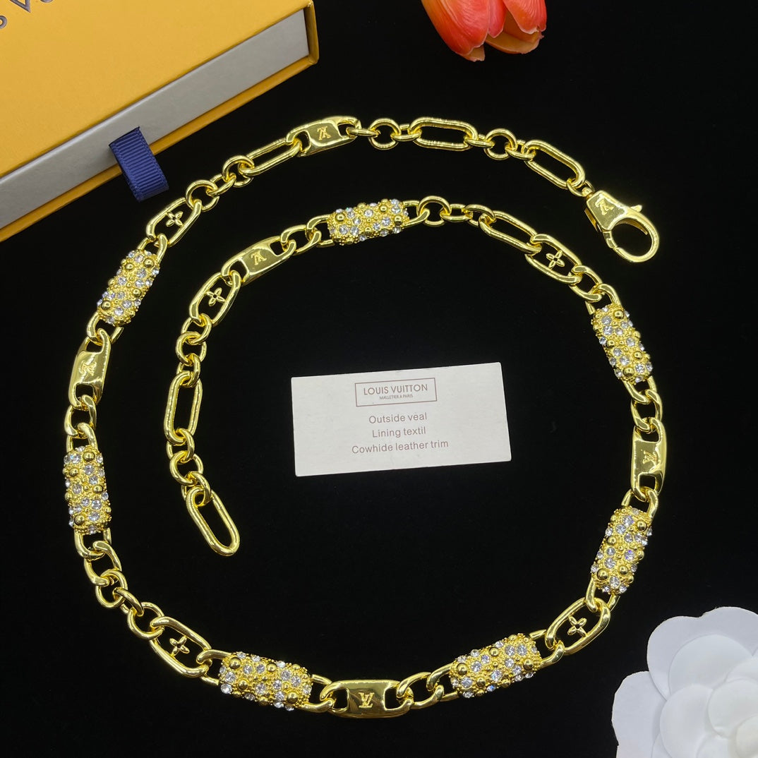 X1Q85E127X Popular Necklace