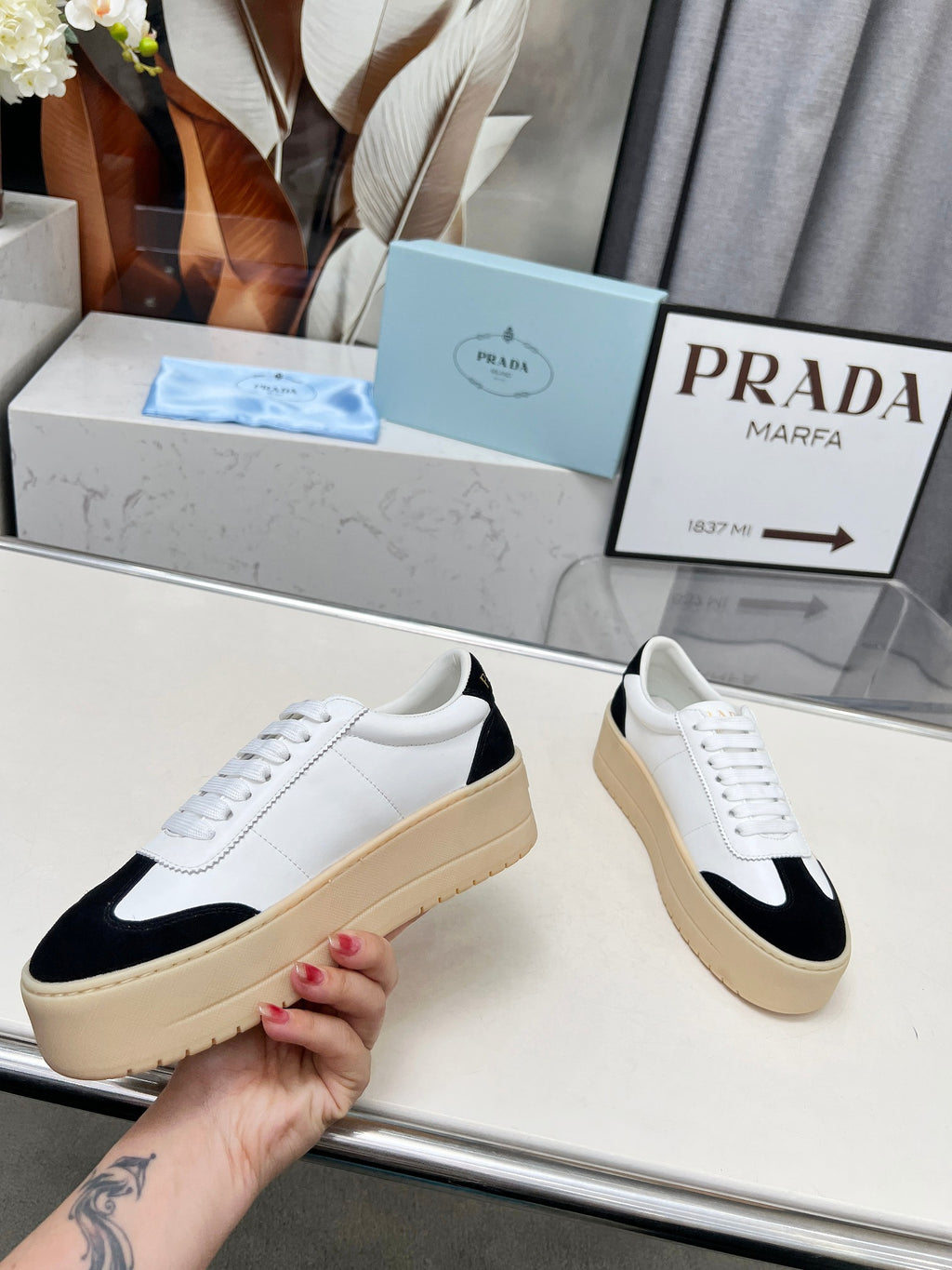 Z2Q95P110 Popular high-quality  shoes
