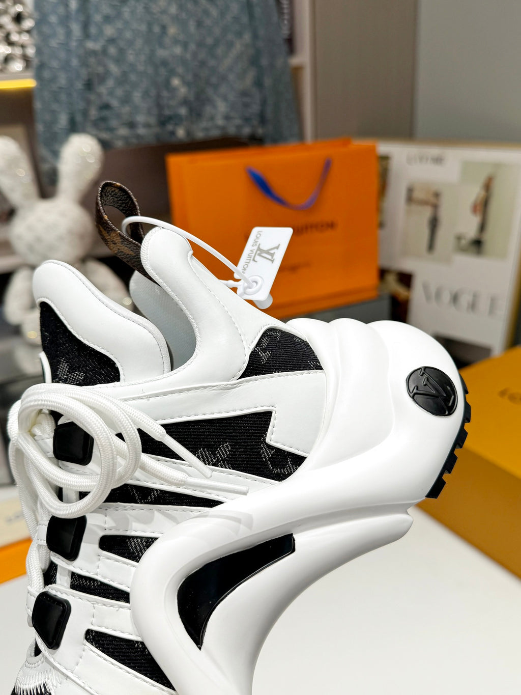 Z2Q95E179  Popular high-quality Shoes