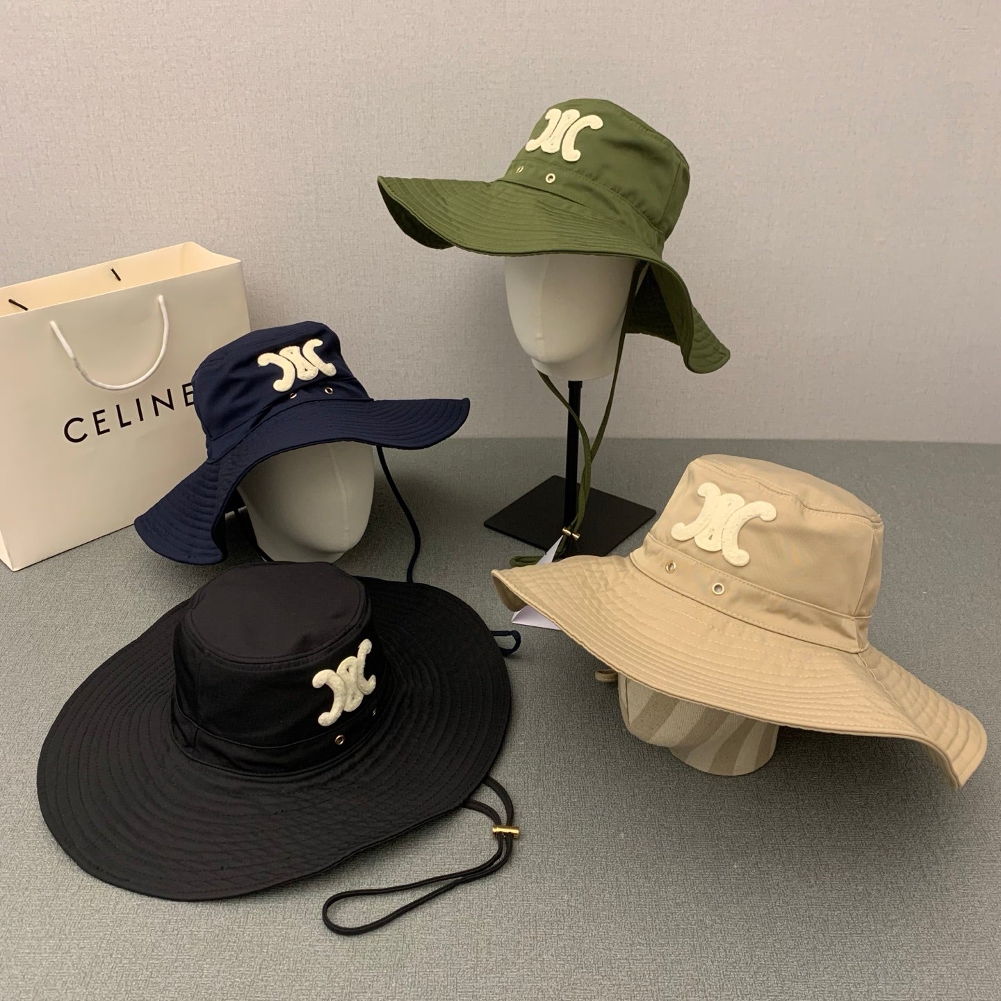 M1Z45N558 Popular hats