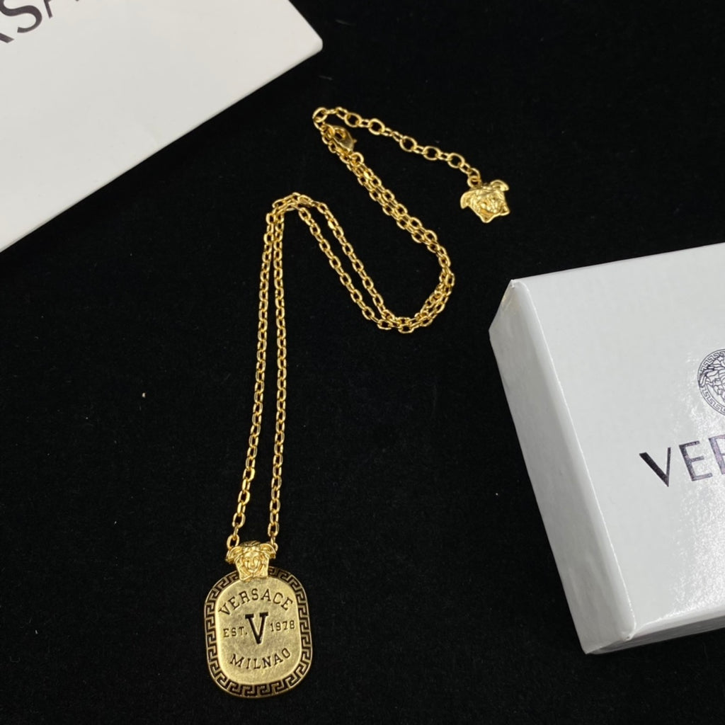 X1Q85V378X  Popular Necklaces