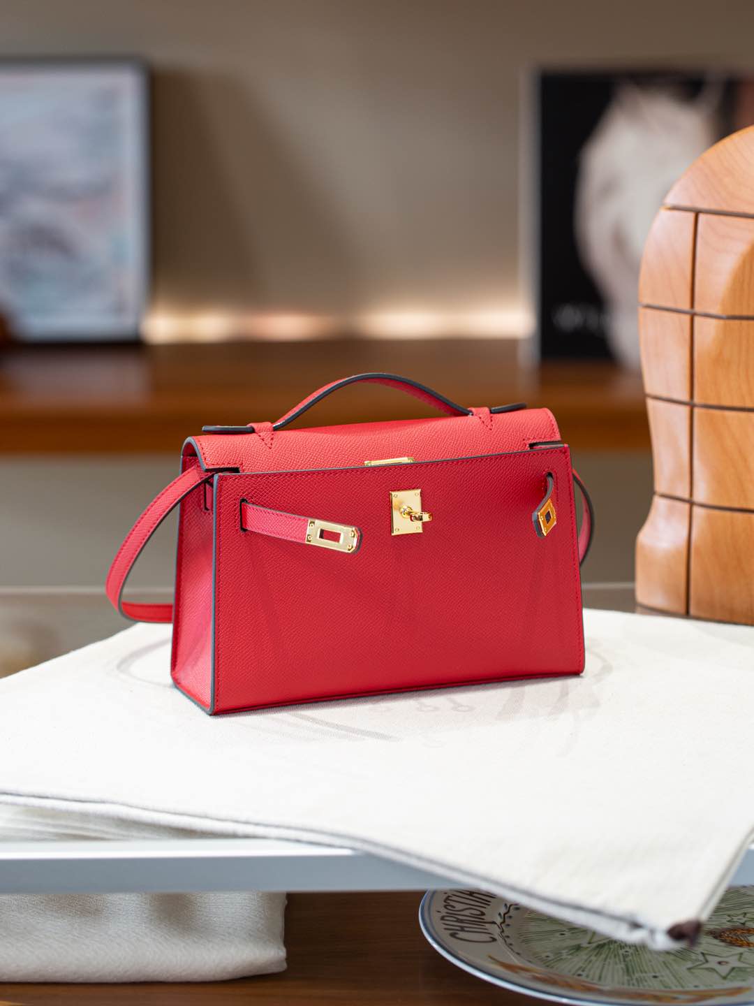 B1R66A7 Popular leather bag
