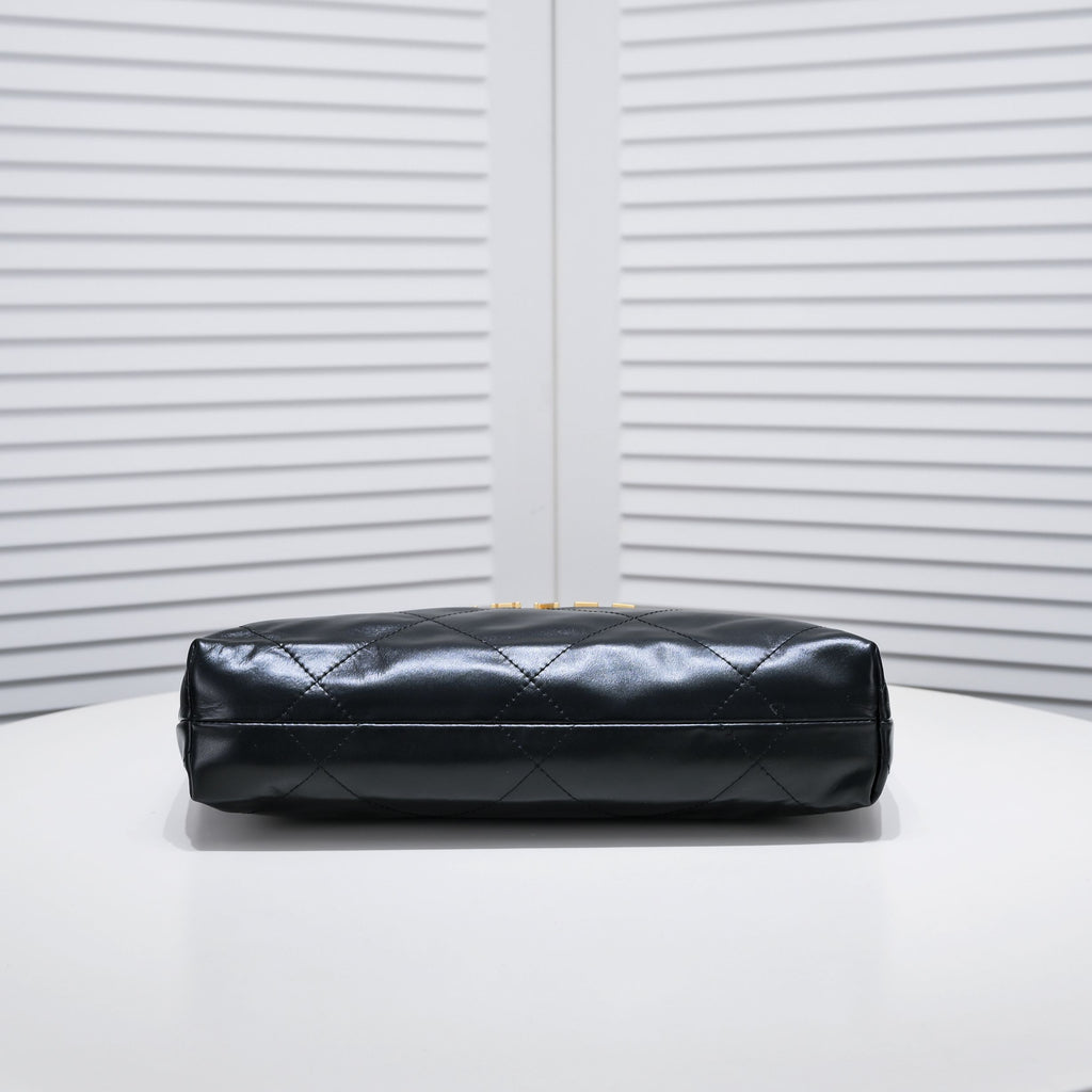 B1X43C70 Popular  leather bag 