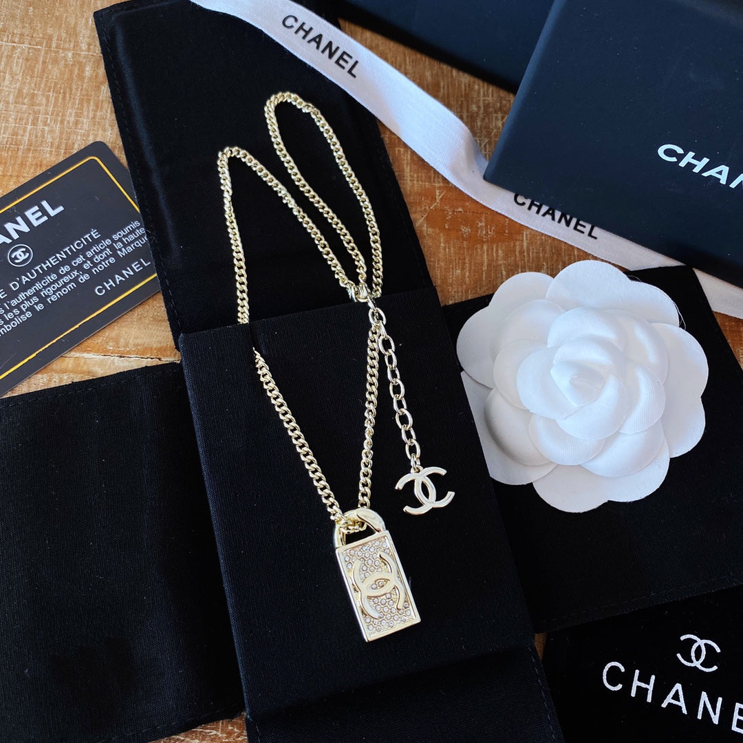X1N63C114X  Popular  necklace  earrings