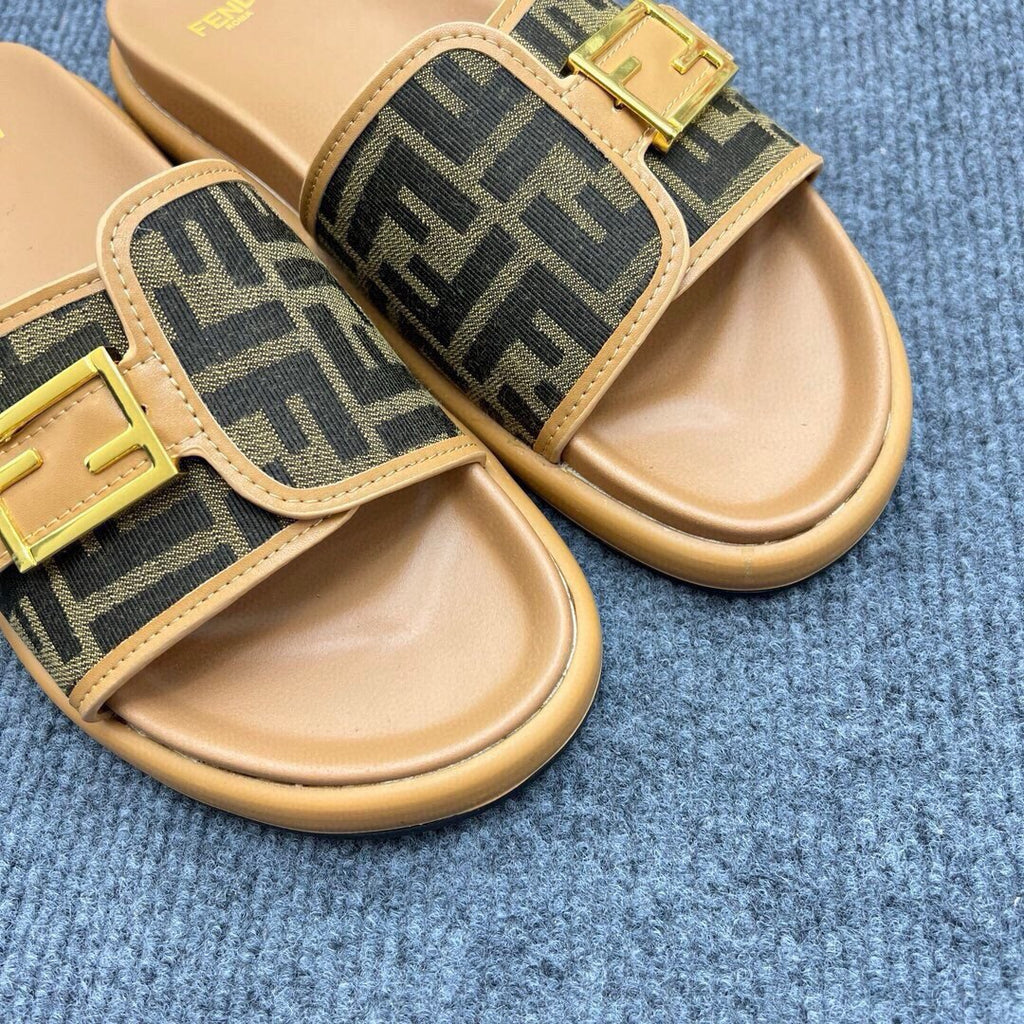 Z5ZF37 Popular slippers