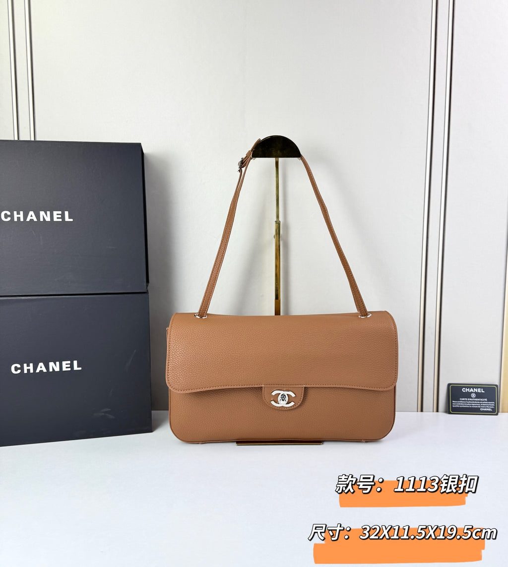 B1R76C35 Popular leather bag
