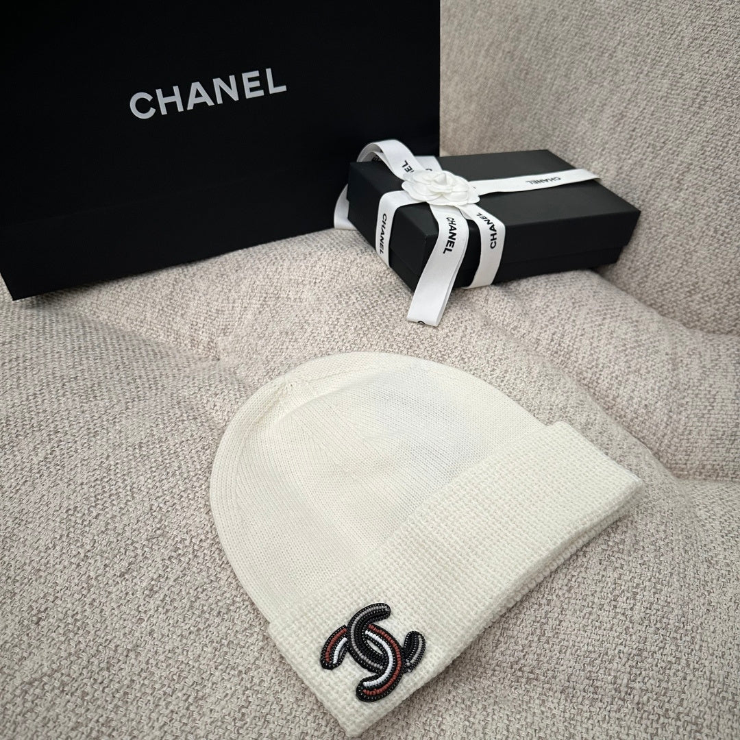 M1R86C11 Popular hats