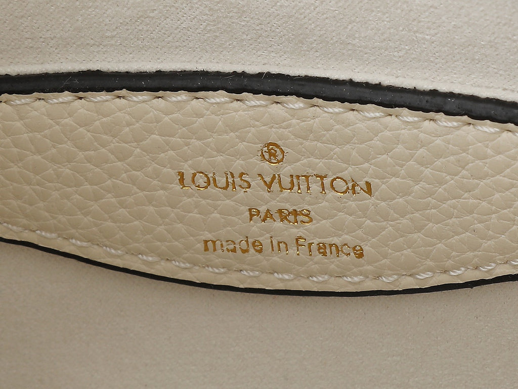 B1R76E49 Popular leather bag