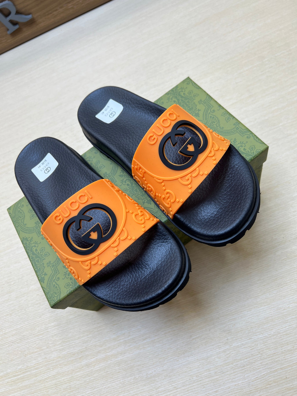 Z5R66B22 Popular  Slippers