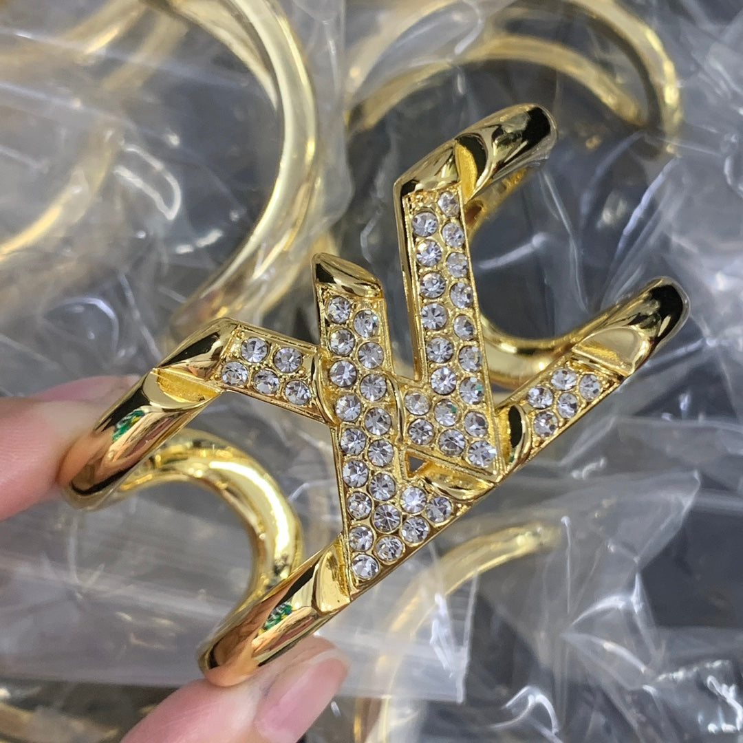 X1Z84E83K  Popular Bracelets