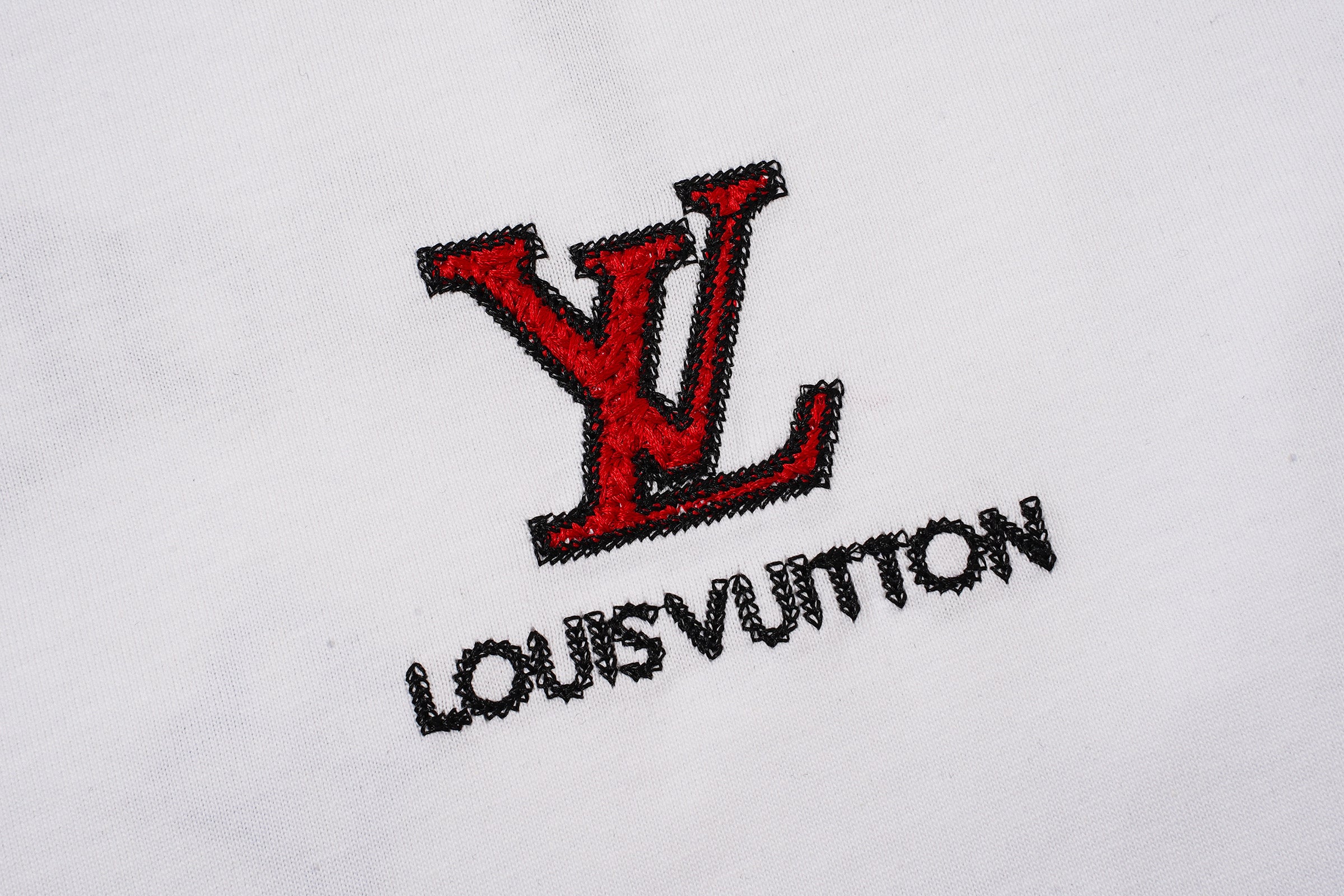 U1R76E13 Popular T-shirts