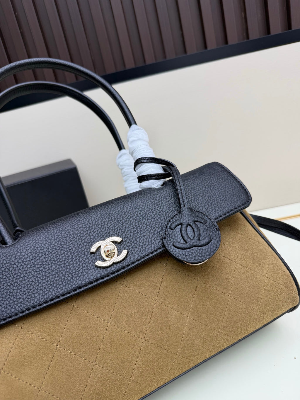B1R76C28  Popular  bag