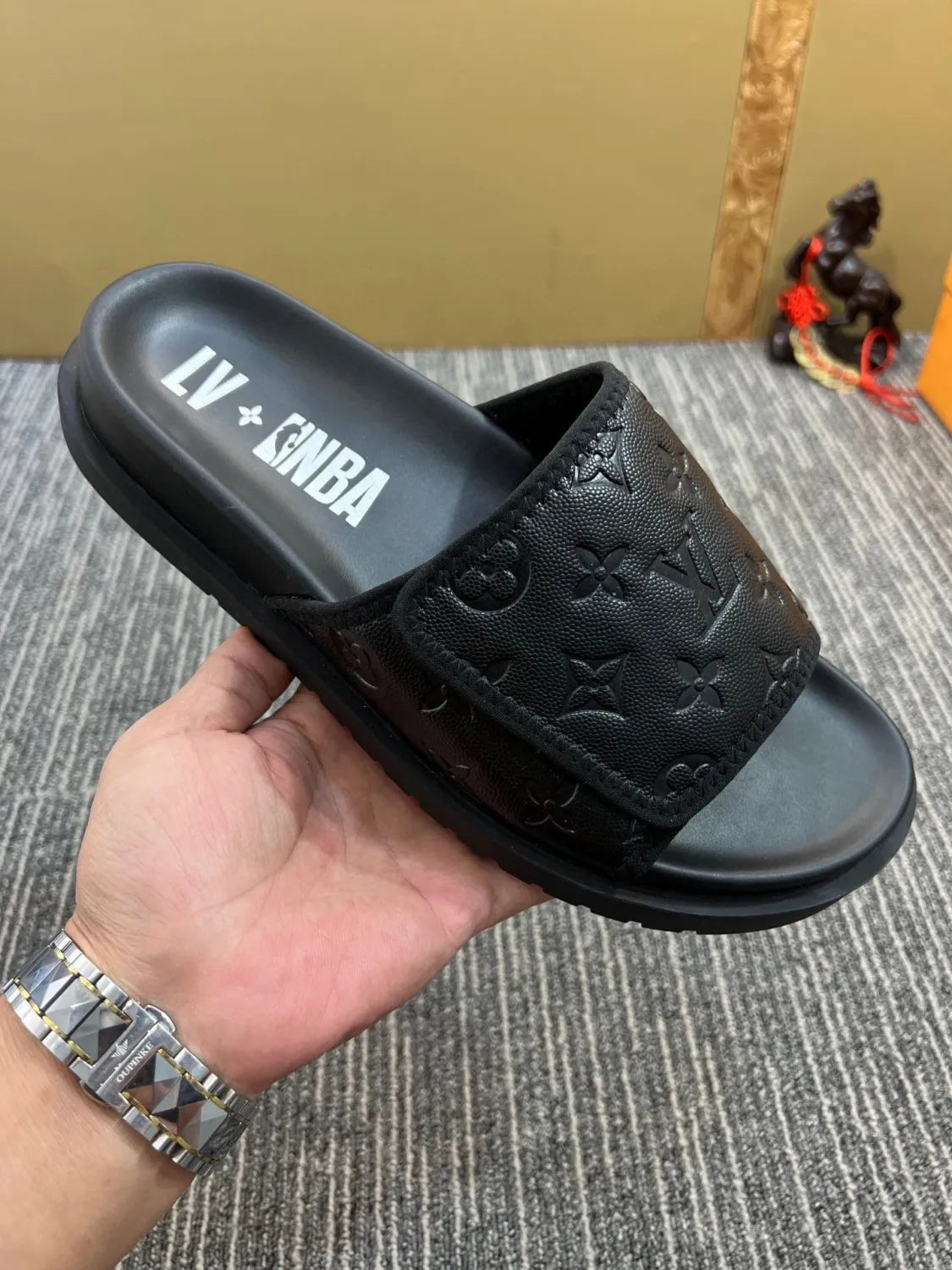 Z5YE47 Popular Slippers