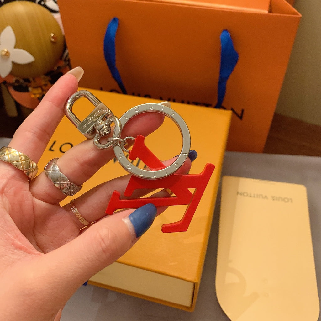 A1Z105E98 Popular bag 's charms accessories