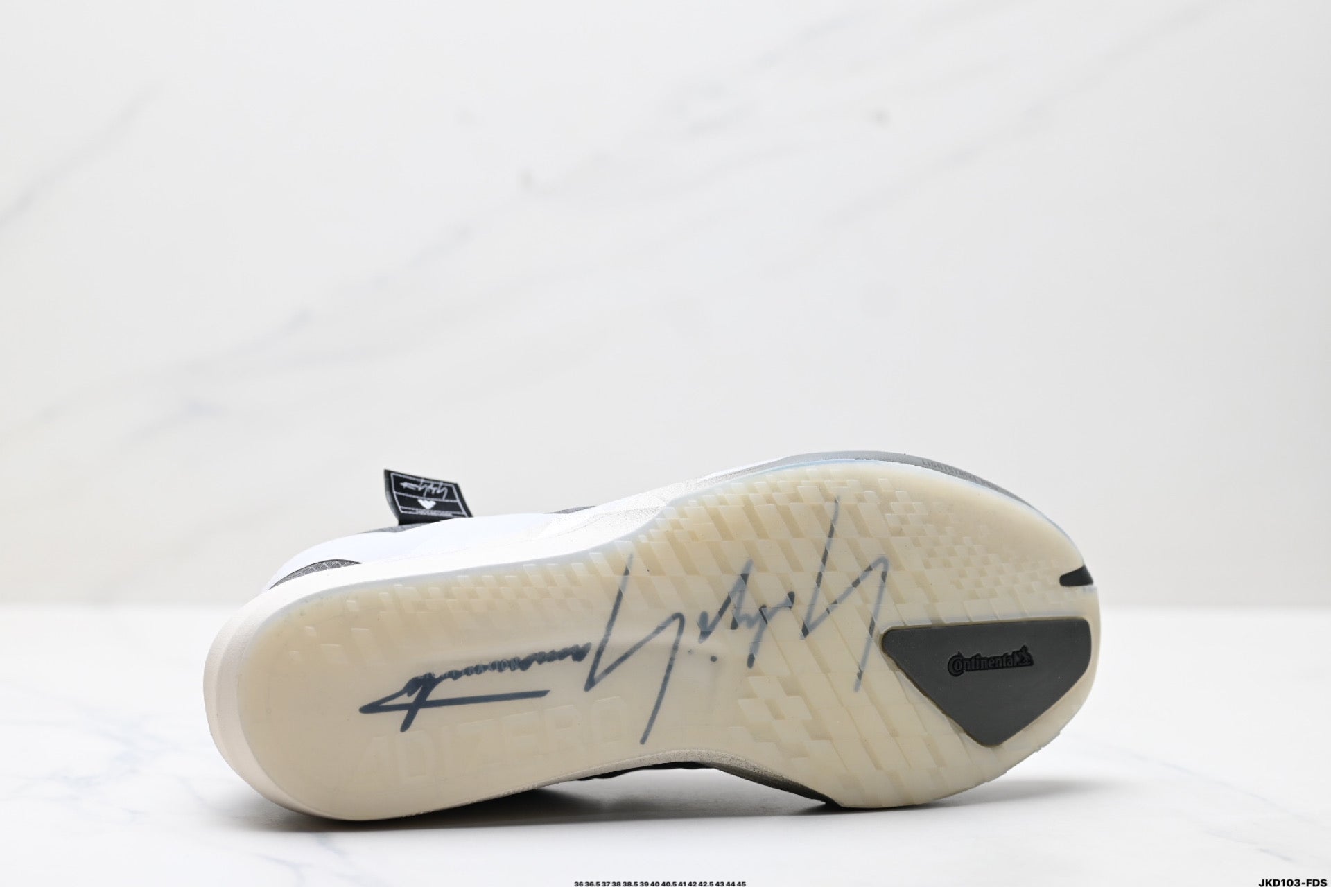 Z4Q95A54  Popular  shoes