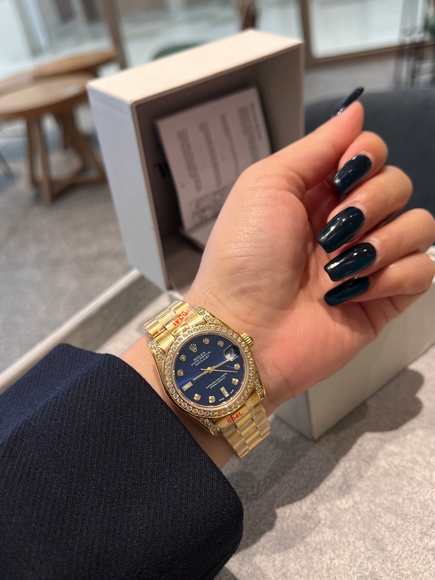 L1R36L19 Popular Watches