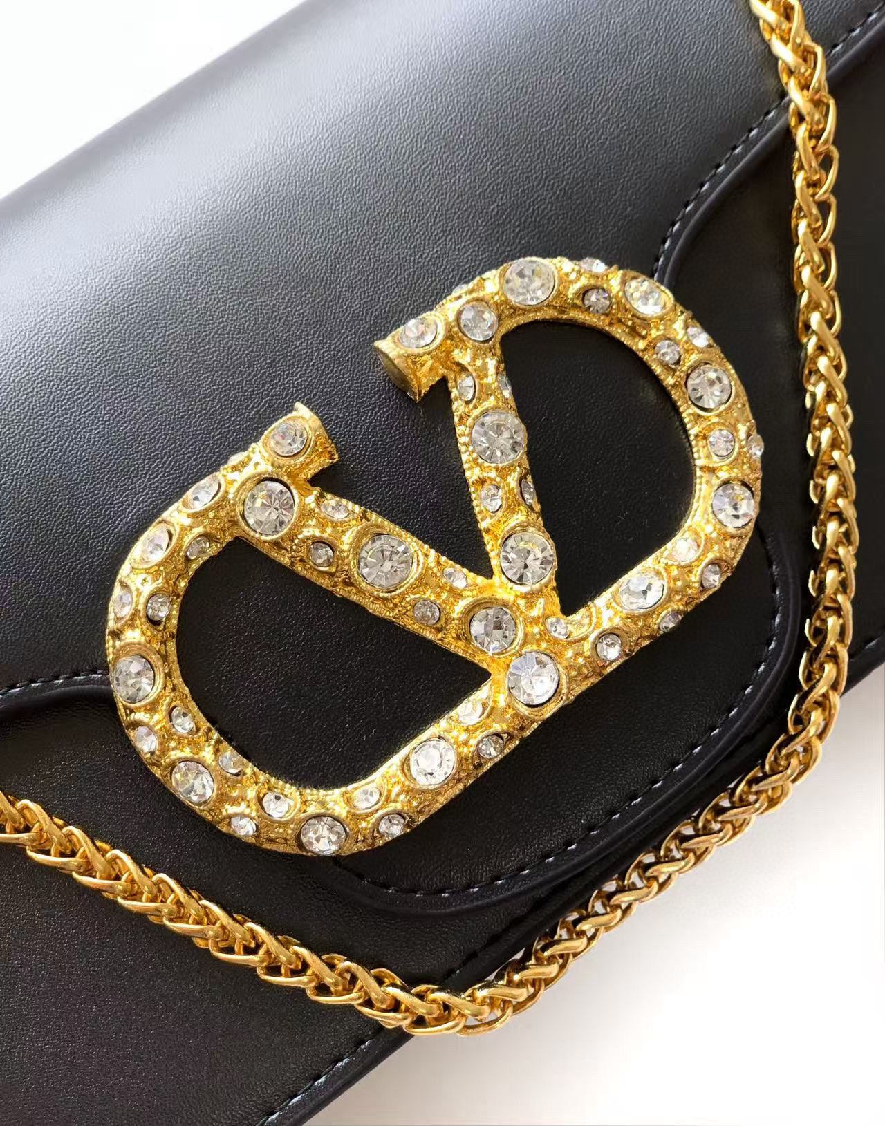 B1P36A31 Popular  leather bag