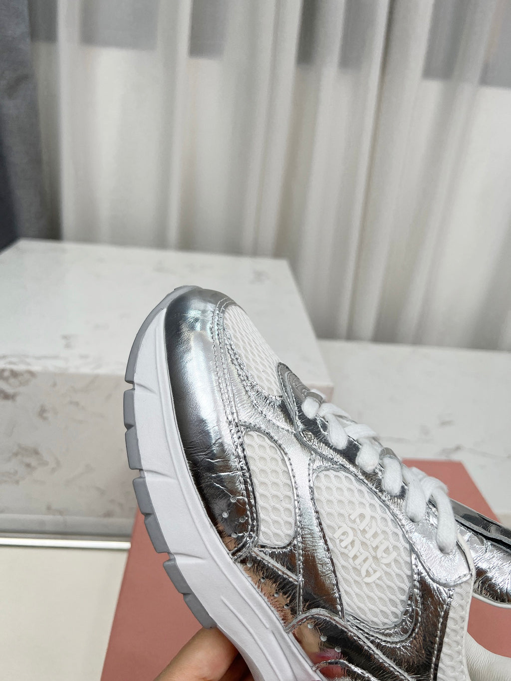 Z2Z85A47  Popular high quality shoes